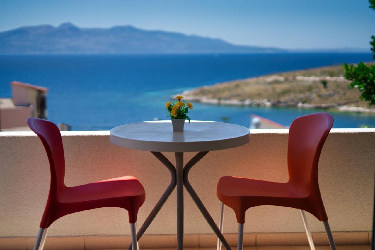Villa Roel Sarandë Exteriör bild