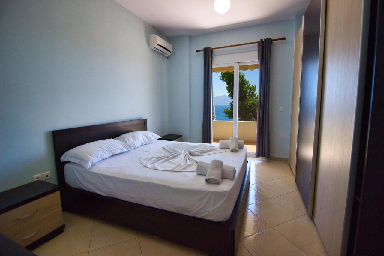 Villa Roel Sarandë Exteriör bild