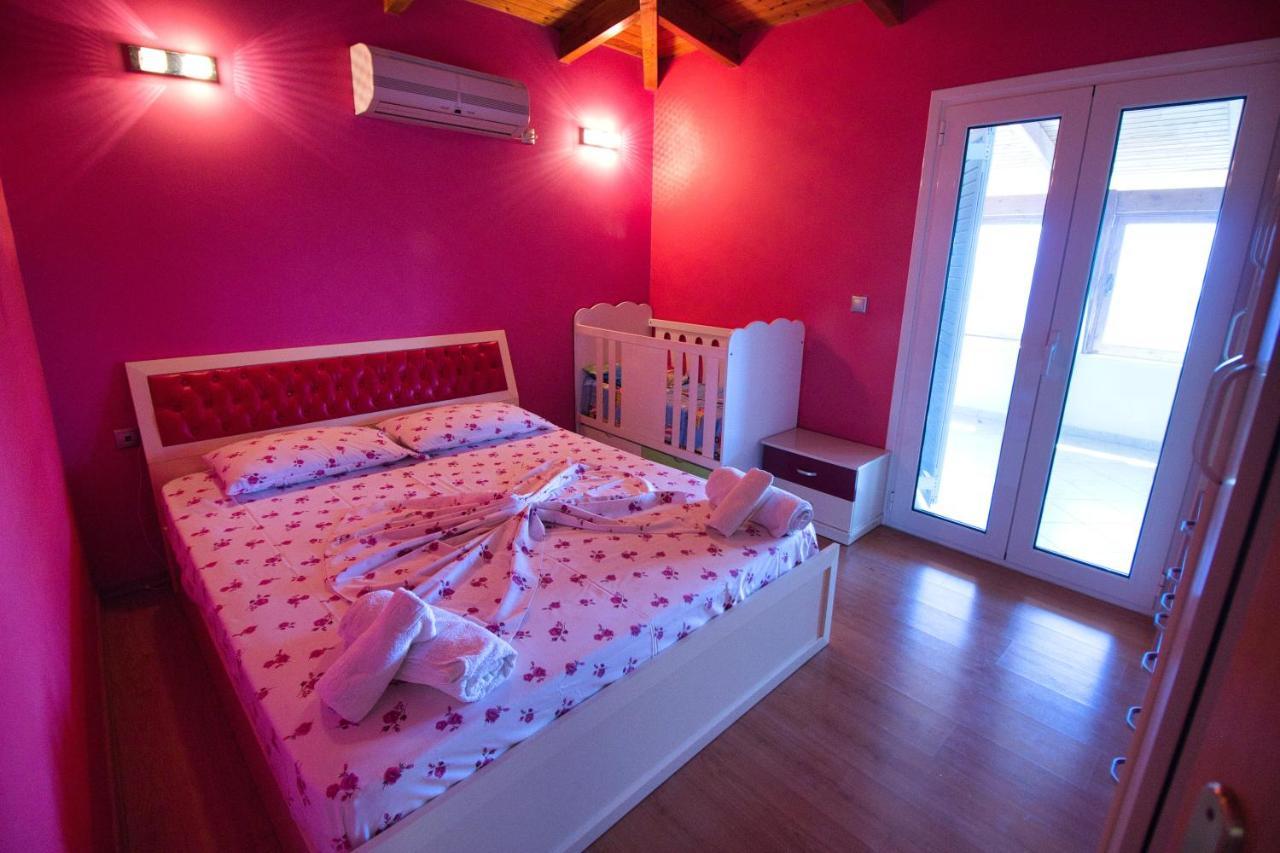 Villa Roel Sarandë Exteriör bild