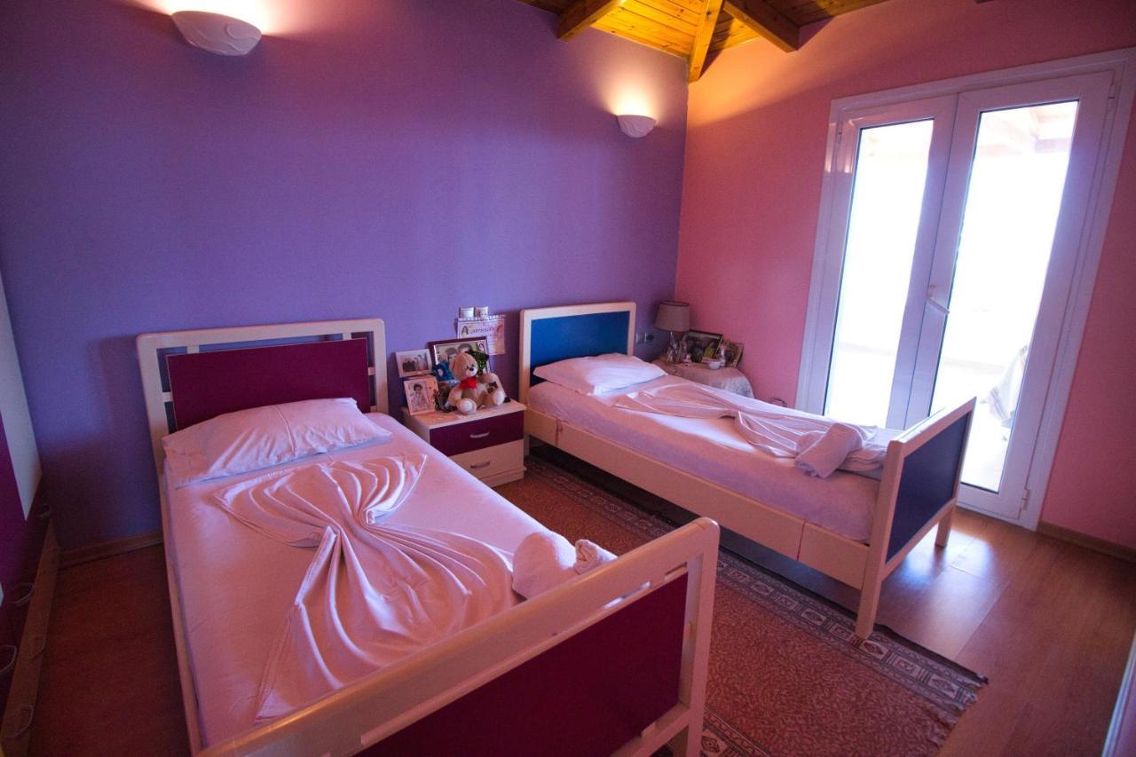 Villa Roel Sarandë Exteriör bild